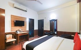 Hotel Jungle View Retreat Dehradun 3*